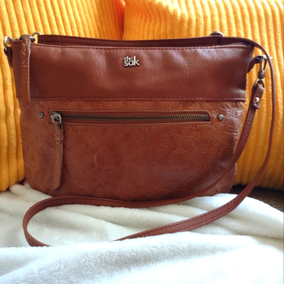 The Sak Bags Final Sale The Sak Oleta Tooled Floral Leather Crossbody Bag Poshmark